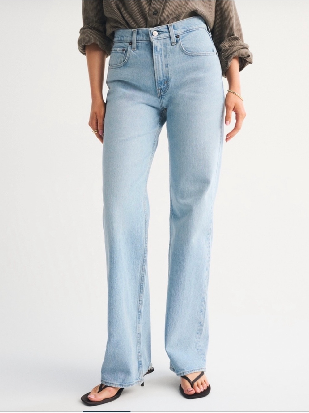 Abercrombie & Fitch The 90s Relaxed Jean High Rise size 26 short